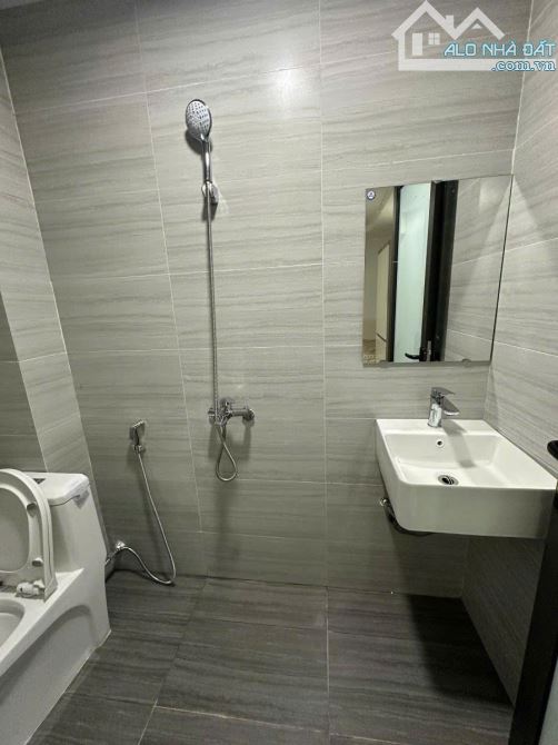 Bán toà CCMN phố Yên Hoa, 70m2 x 7 tầng thang máy, 16 phòng kk, 30m ra mặt phố - 6