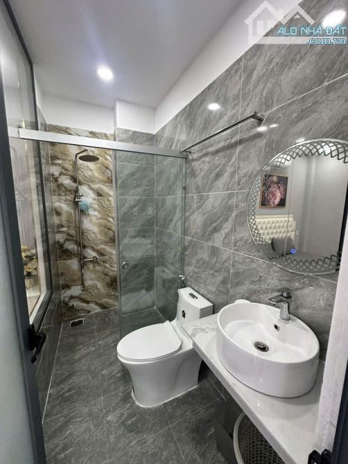 Nhà 4 Tầng đường HÀ HUY GIÁP phường THẠNH LỘC ,Q12, dt 68 m2(4.3mx16m)💵6,4 tỷ. - 6
