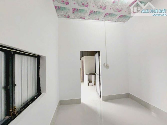 Cho thuê nhà có sân rộng máy lạnh gần chợ nổi Cái Răng 3,5 triệu - 6