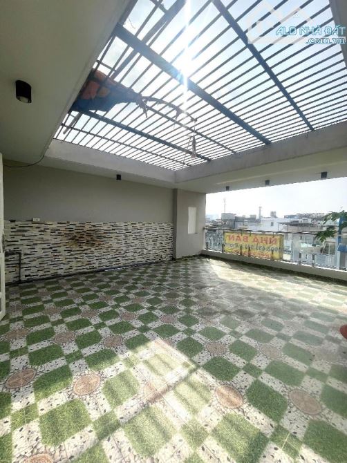 MẶT TIỀN ĐƯỜNG KINH DOANH SẦM UẤT KHU TÊN LỬA  CÓ VỈA HÈ  6 x 16 NGAY AEON MALL - 6