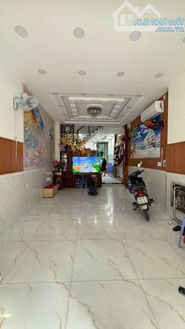 NHÀ 4 TẦNG đường THẠNH XUÂN 22 phường THẠNH XUÂN Q12 dt 62m2 (4mx16m) Hẻm 8m 💵6,6tỷ - 6