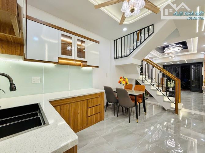NHÀ HẺM XE HƠI QUAY ĐẦU PHẠM VĂN CHIÊU GÒ VẤP – FULL NỘI THẤT CAO CẤP– CHỈ NHỈNH 4 TỶ! - 6