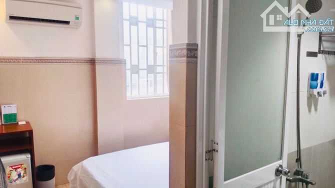 Khách Sạn 7 tầng THANG MÁY Mặt tiền Đường HIỆP THÀNH 45, pHT, Q12, dt 255m2 (10mx26m).34Tỷ - 7