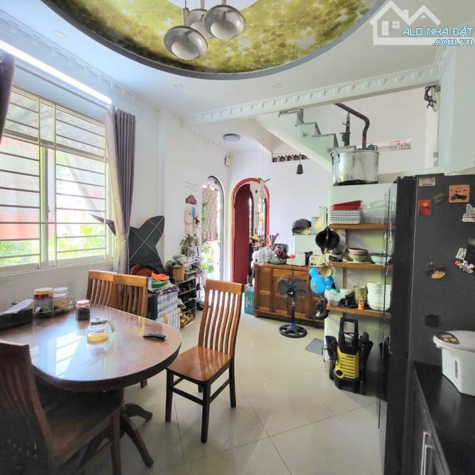 CĂN GÓC 2 MẶT TIỀN - VỪA Ở VỪA KINH DOANH ĐỈNH - 3 TẦNG THÔNG THOÁNG - NHỈNH 6 TỶ - 7
