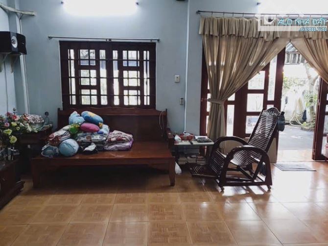Nhà 2 tầng Mặt Tiền đường ĐÔNG HƯNG THUẬN 27, phường ĐHT, Q12, dt 162m2 (12mx14m). 8,9Tỷ - 7