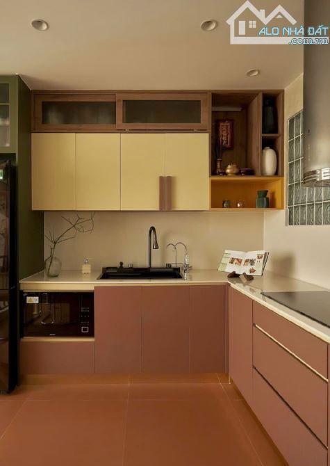 NHÀ HẺM XE HƠI – THÀNH THÁI, PHƯỜNG 14, QUẬN 10 – 5 TẦNG - THANG MÁY - GIÁ 12 TỶ - 7