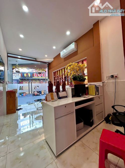 Mặt tiền đường kinh doanh ngay Quang Trung, phường 12 - Nhà 2 tầng DT 8x10, SHR - 7.95 tỷ - 7