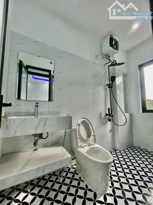 🐞🐞3,25ty Hồ Sen Bán nhà 3,5 tầng tại hồ sen ,lê chân  Diện tích40m  , hướng  đông , - 7