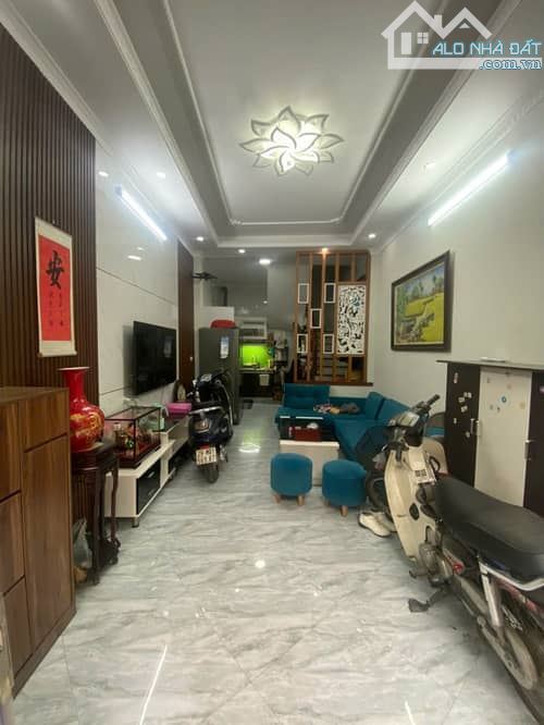Nam Dư, Hoàng Mai nhà đẹp, hai thoáng ngõ nông - 7