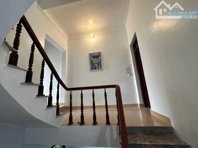 cần bán lô đất 2 mặt tiền wieu hồ chương dương -tp hải dương - 8