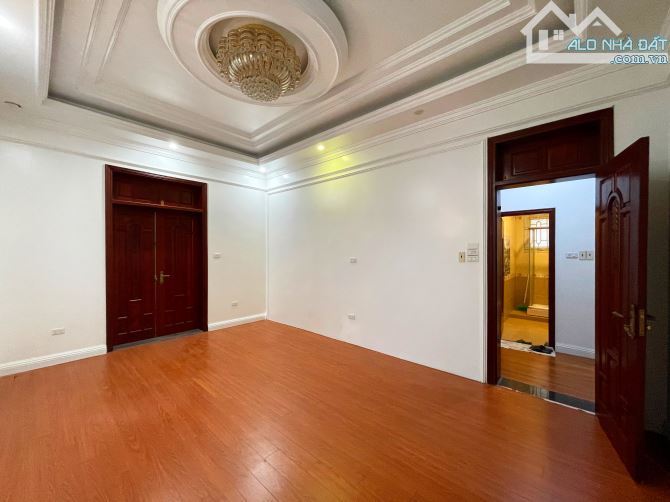 Biệt thự lô góc tuyến 3 Lê Hồng Phong - 315m2 - Đường 25m - 8