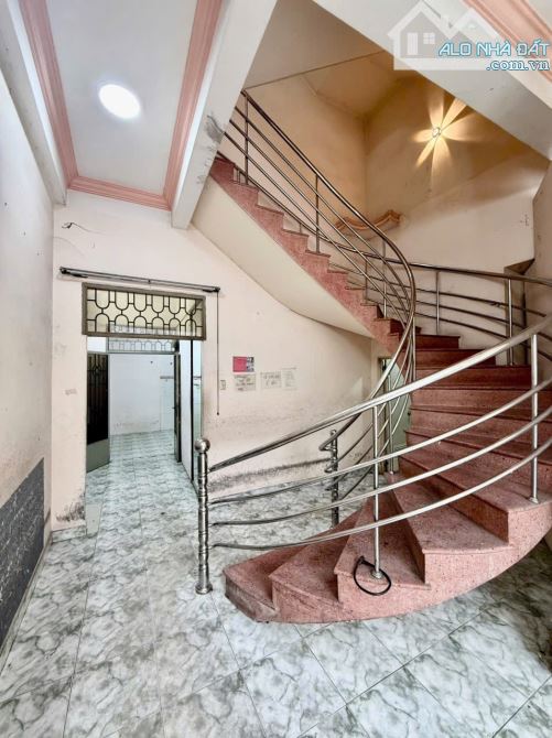 Chỉ từ 12 tỷ có ngay căn nhà hẻm xe tải ngang 6m đường xvnt quận bình thạnh - 8