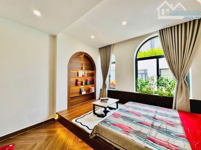 9,9ty tl, siêu phẩm thang máy ful nội thất xe hơi ngủ trong nhà.PHẠM VĂN CHIÊU phường 9 - 8