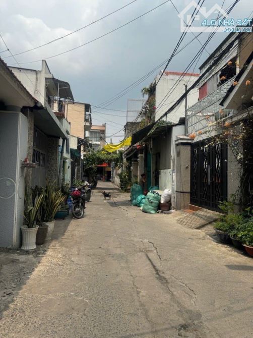Nhà 4 tầng đường TÂN THỚI NHẤT 05, phường TÂN THỚI NHẤT, Q12, dt 80m2 (4mx20m). 6,48Tỷ - 8