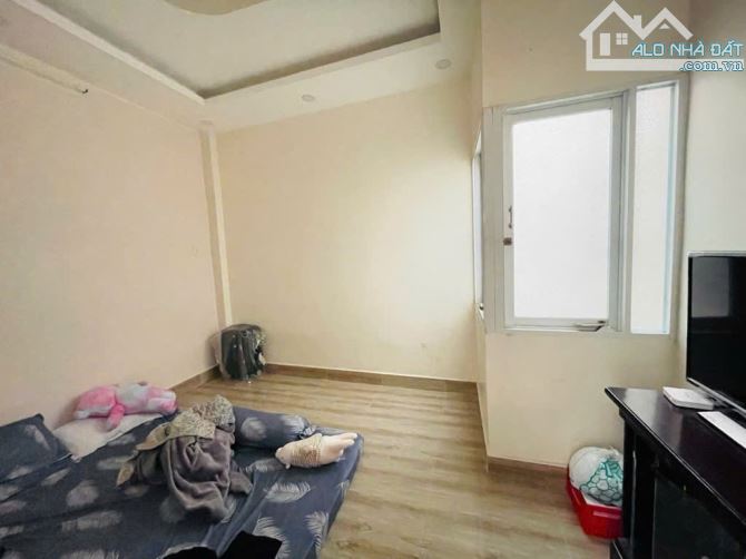 HẺM XE HƠI P14 GÒ VẤP – NHÀ 2 LẦU ĐẸP NHƯ MƠ – SỔ VUÔNG, HOÀN CÔNG ĐỦ – CHỈ NHỈNH 4 TỶ - 8