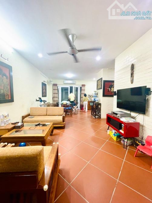 BIỆT THỰ SÂN VƯỜN TÂY HỒ 2 THOÁNG VĨNH VIỄN -Ở CỰC ĐỈNH THOÁNG SÁNG VÔ CÙNG - 9