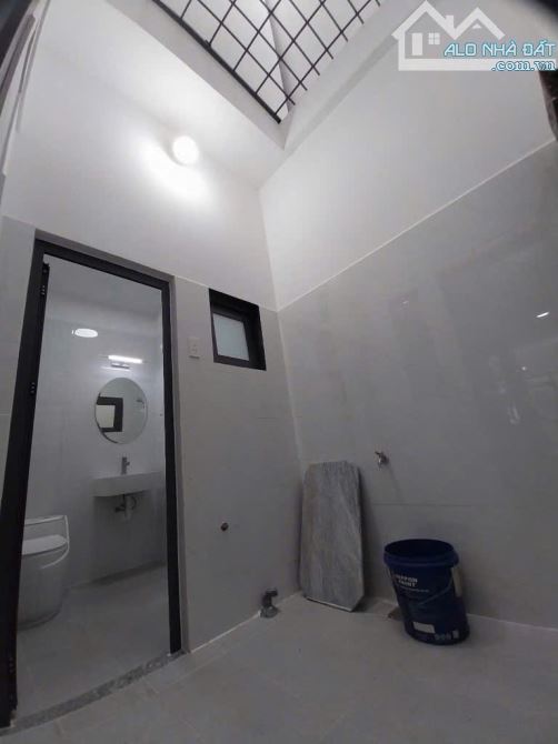 Nhà 3 tầng đường TÂN THỚI NHẤT 01, phường TÂN THỚI NHẤT, Q12, dt 91,4m2 (4mx22,9m). 6,6Tỷ - 9