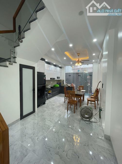 Cần bán ngay Nhà 4 tầng mới cực đẹp, oto vào tận nhà - Ngõ 739 Nguyễn Văn Linh, Hải Phòng - 9
