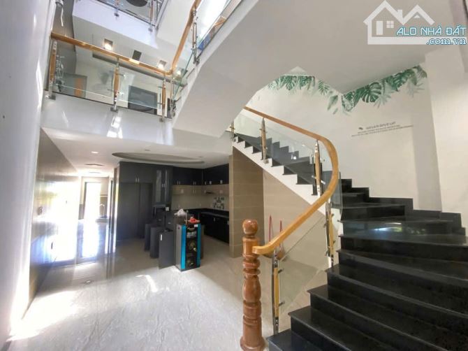 Bán nhà 3 tầng 4PN 125m2 đường Thái Văn Lung,Hòa Xuân,Cẩm Lệ - 9