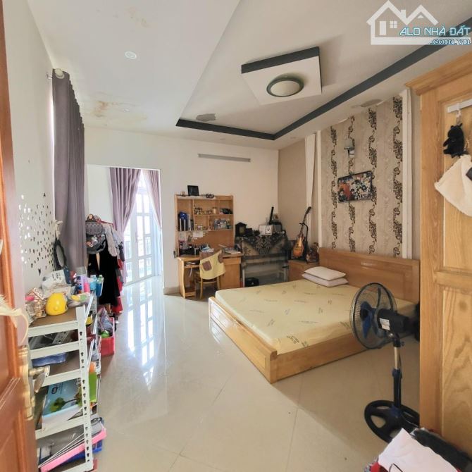CĂN GÓC 2 MẶT TIỀN - VỪA Ở VỪA KINH DOANH ĐỈNH - 3 TẦNG THÔNG THOÁNG - NHỈNH 6 TỶ - 9