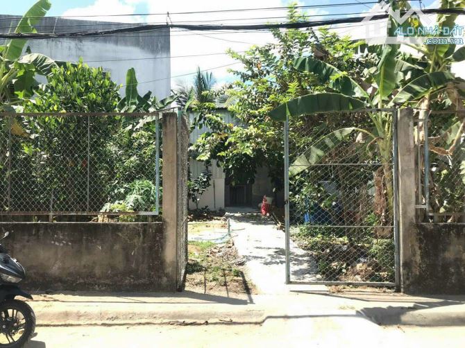 Cho thuê nhà có sân rộng máy lạnh gần chợ nổi Cái Răng 3,5 triệu - 9