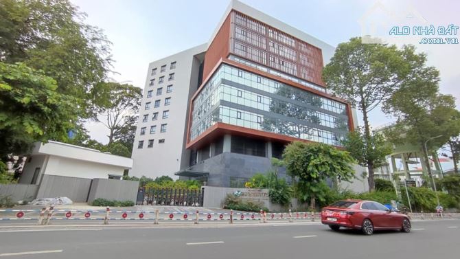 Bán nhà MTKD Nguyễn Thái Sơn 89m2 ngang 4.3m 3 tầng KD sầm uất cạnh BV 175 chỉ 19.8 tỷ - 9