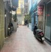 Cần bán gấp căn nhà 5 tầng hai mặt thoáng cách mặt phố Đông Thiên hơn chục mét