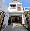 Đi Mỹ bán rẻ nhà mặt tiền Hải Hồ, q Hải Châu