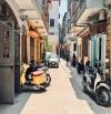 +chính chủ gửi bán nhà thanh bình mỗ lao hà đông , 30m lô góc, 4 tầng , oto đỗ cửa, giá 6,