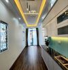 - Bán nhà đường Hồ Tùng Mậu, sát phố, nội thất xịn sò, 42m2, 9.1 tỷ.