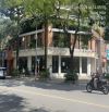 Cho thuê nhà MP đường Hai Bà Trưng 180m2 x 3T, 13M Mặt tiền, Vị trí đẹp đầu phố