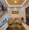 - Bán nhà đường Hồ Tùng Mậu, sát phố, nội thất xịn sò, 50m2, 10 tỷ.