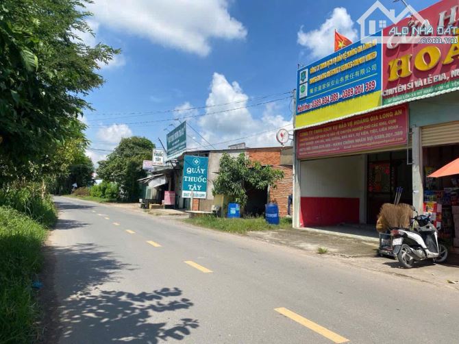 BÁN LÔ ĐẤT MẶT TIỀN KINH DOANH ,GIỒNG LỚN , MỸ HẠNH NAM 2 TỶ 090