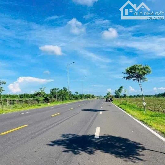 KHÔNG PHẢI BẤT ĐỘNG SẢN – ĐÂY LÀ ĐỊA VỊ!