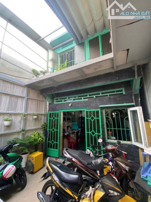 Bán Nhà Bình Thạnh, Gần Mặt Tiền, Tiện Xây Mới- Kinh Doanh