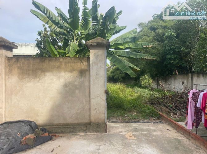 Bán đất hẻm xe tải ngang 5m nở hậu 10m Lê lợi hóc Môn chỉ 4.1 còn thương lương