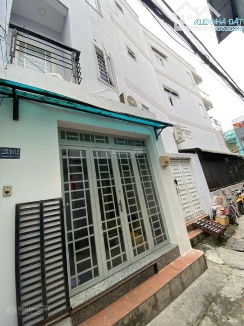 Bán nhà Tạ Quang Bửu cạnh Parc Mall Cao Lỗ Quận 8, 4 tầng, 94m2, giá 7 tỷ, dòng tiền ổn