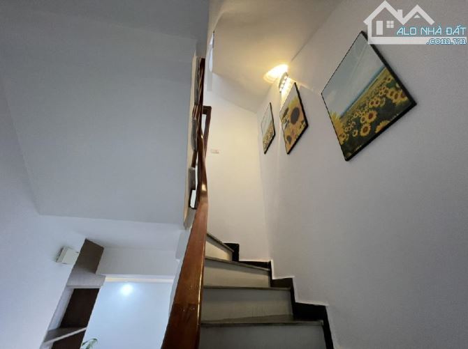 PHỐ TỰU LIỆT, THANH TRÌ, Ô TÔ ĐỖ, 32M2 5 TẦNG FULL NỘI THẤT 5,2 TỶ