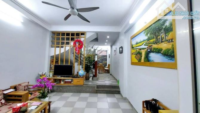 BÁN NHÀ PHỐ XUÂN THỦY CẦU GIẤY 60m X4 TẦNG - GIÁ: 12 TỶ