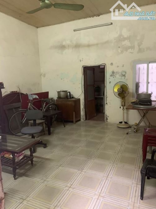 MẶT PHỐ ĐÊ LA THÀNH – 84m² – 2 MẶT THOÁNG – CÓ GPXD 7 TẦNG 1 HẦM – CHỈ 29 TỶ