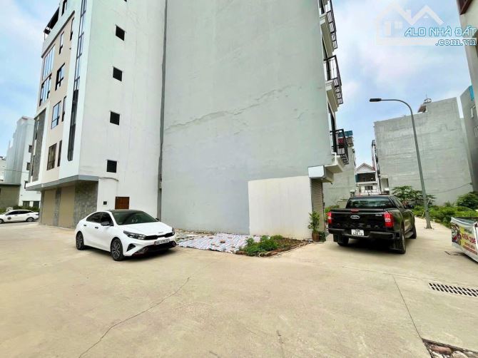 HÓT NHẤT NGỌC THUỴ -HỒNG TIẾN      BƯỚC RA OTO TRÁNH KD - TRƯỜNG TRẠM  - HÀNG XÓM KHAI SƠN