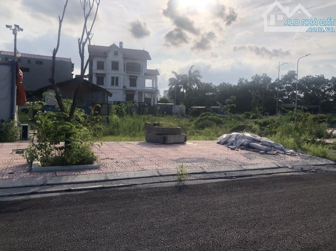 CẦN BÁN 100M2 DỰ ÁN ĐẠI THỊNH PHƯỜNG XUÂN LÂM, GIÁ 6 TỶ