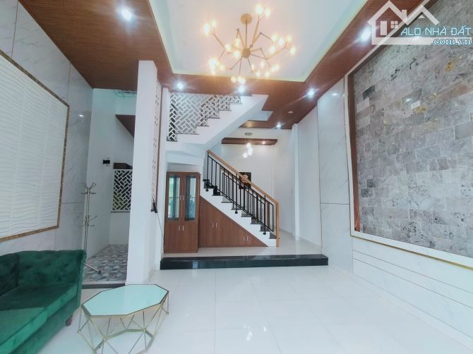 🔥MẶT TIỀN VÀNG GIÁ TỐT – SỞ HỮU NGAY TRẦN CAO VÂN 3 TẦNG CHỈ 7.9 TỶ – CHO THUÊ 15TR/THÁNG