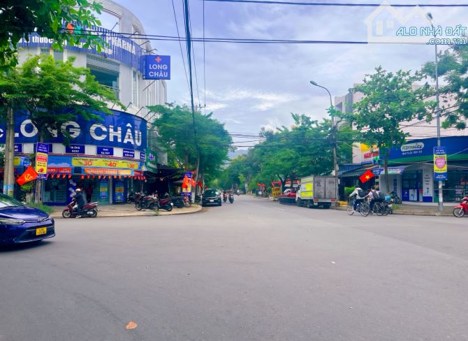 MT KINH DOANH LÊ TẤN TRUNG - ĐƯỜNG 10M5 VỈA HÈ 4M5 - GẦN BIỂN - 97M2 NGANG 5M - GẦN LÔ GÓC