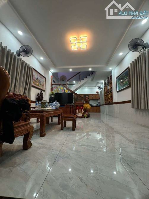 💥Bán nhà 2 Tầng mới tinh- Đường nhựa 7m - Sát bến xe buýt Hiệp Thành- Chỉ 5.25 TỶ TL