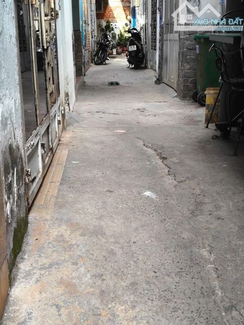 Nhà 2 tầng đường THẠNH LỘC 27 phường THẠNH LỘC Q12,dt 26,3m²(4,4mx6m)💰2,45 tỷ