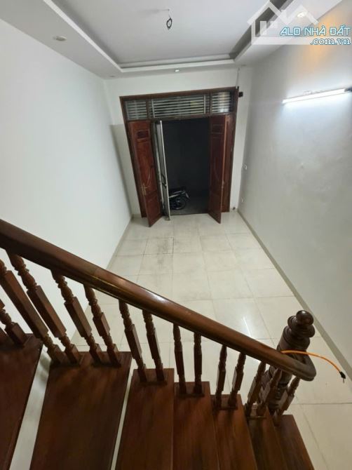 Bán nhà đẹp phố Mễ Trì Thượng - 35m2 x 4 tầng - ngõ thông ô tô - giá 7.5 tỷ