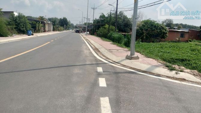 Bán đất góc 2 mặt tiền đẹp sát TL15 xã An Phú Củ Chi TPHCM, DT: 519m2.