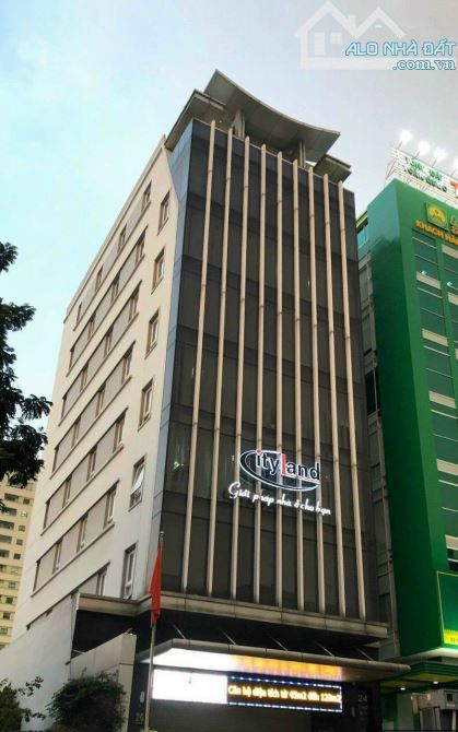 Cần tiền bán gấp Tòa nhà Nguyễn CHí Thanh-DT: 8x25m-KC:1H8T-HĐT : 350 tr/th giá 110 tỷ TL