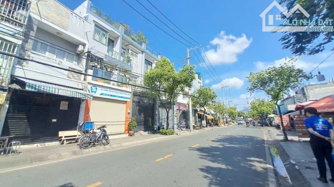 NHÀ MẶT TIỀN KINH DOANH KÊNH TÂN HÓA 64M2 CHỈ 7.9 TỶ